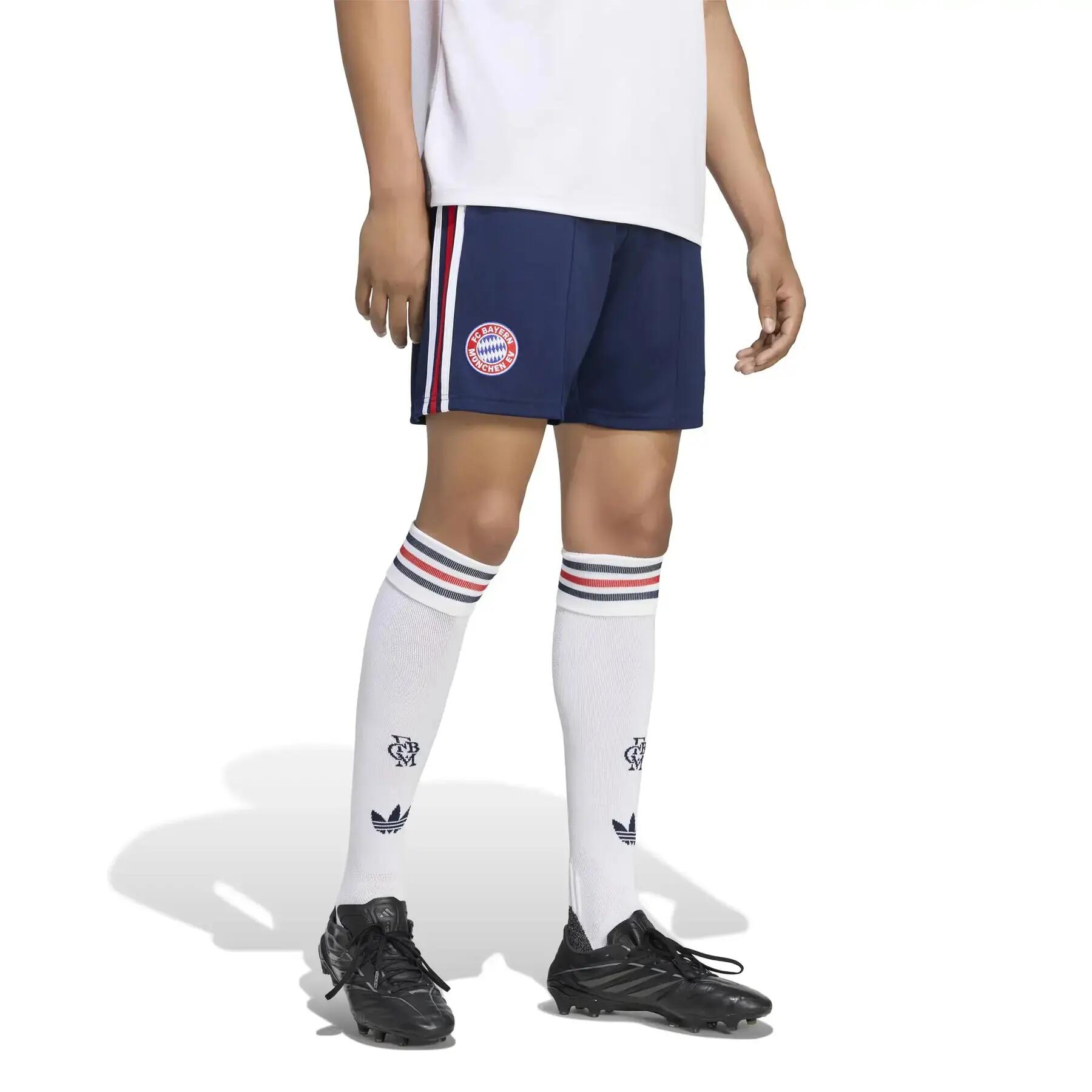 Krótki spodenki zewnętrzne Bayern Monachium 2026/27 2/6