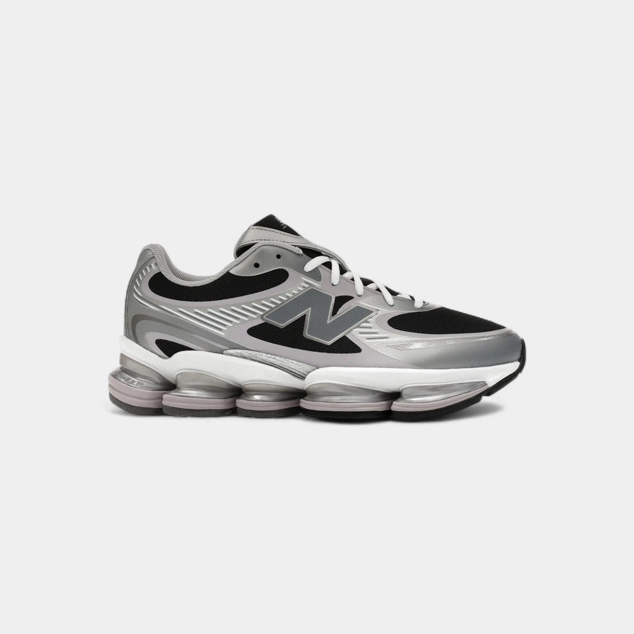 NEW BALANCE picture