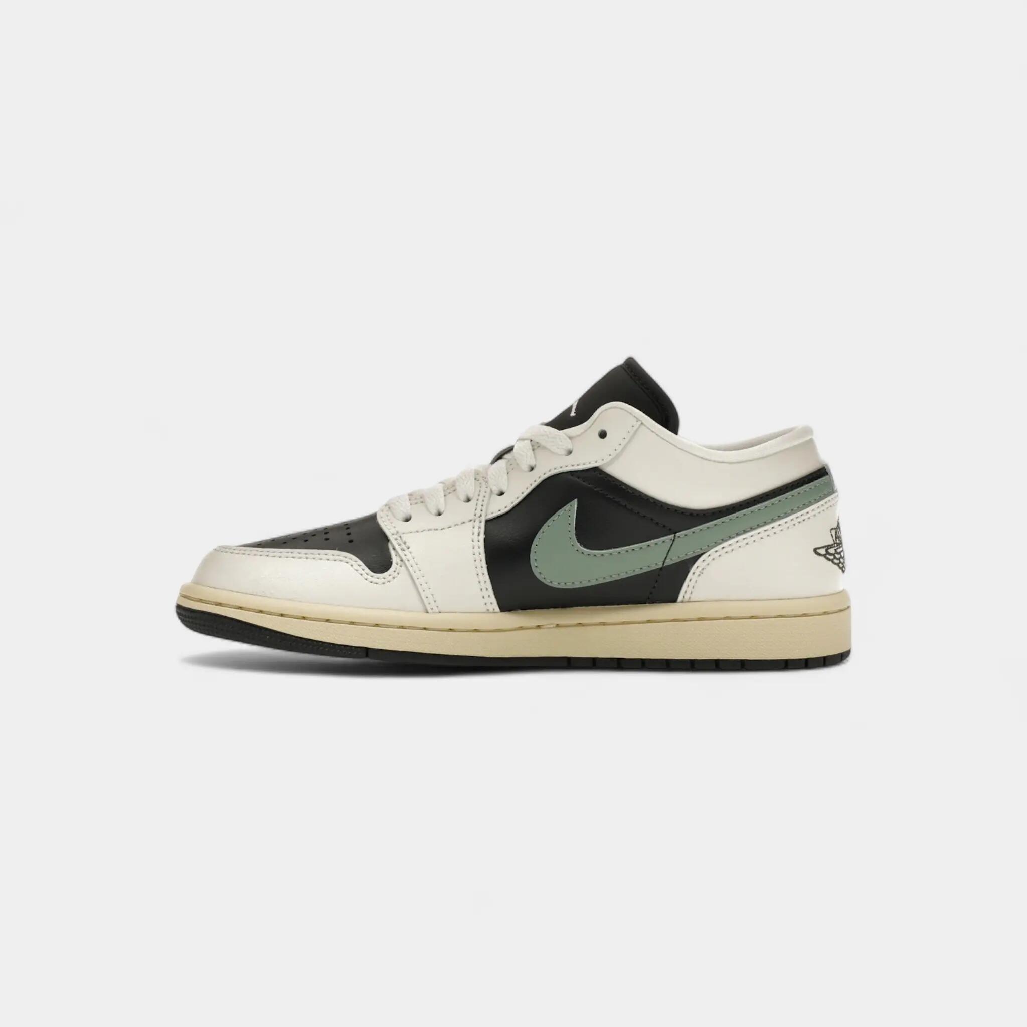 Jordan 1 Low Jade Smoke (Women's) 4/5