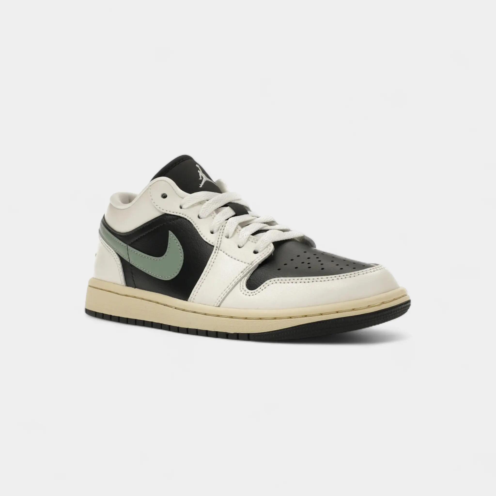 Jordan 1 Low Jade Smoke (Women's) 2/5