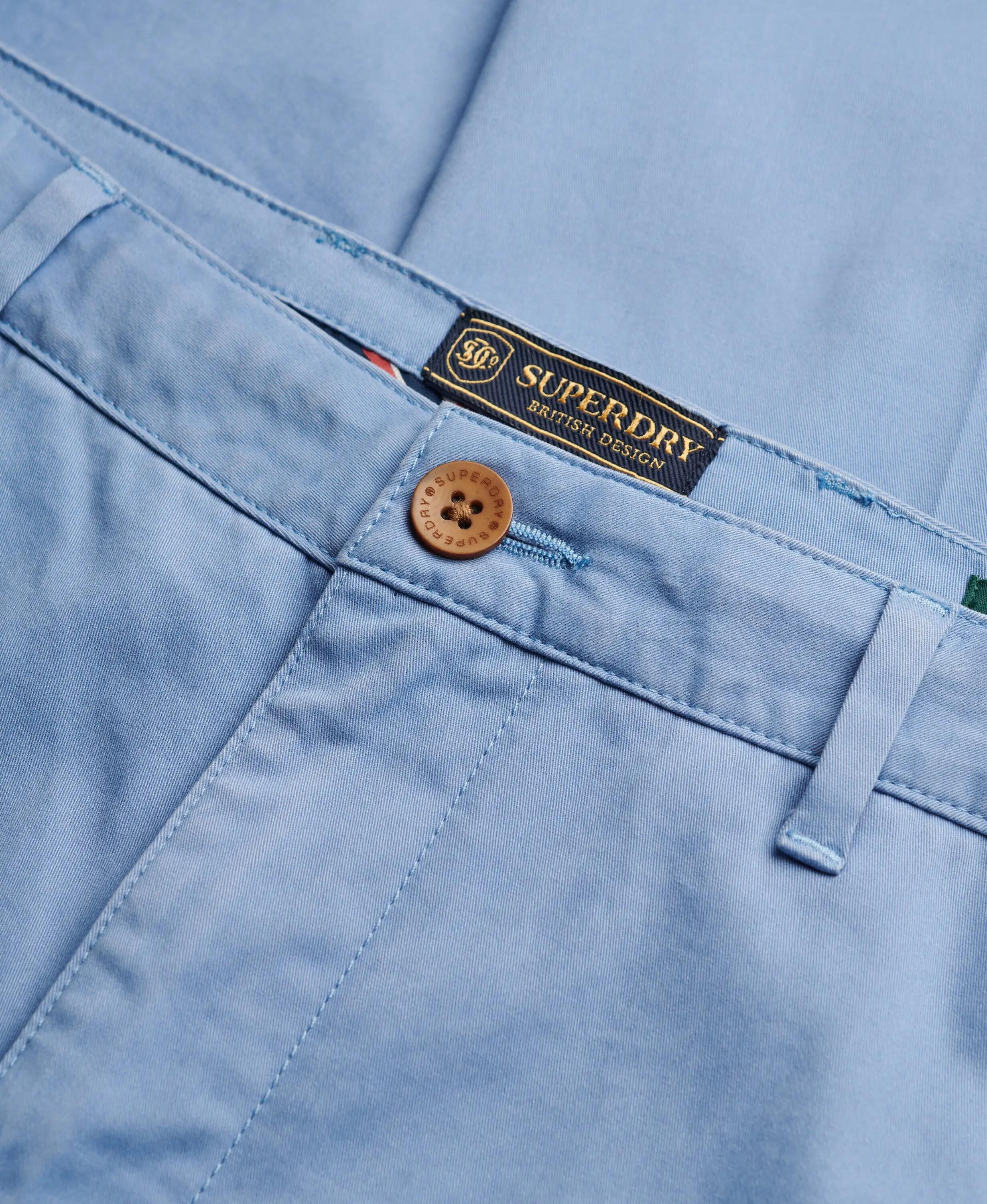 superdry Premium Regular Chinos em algodão com elastano – WASHED BLUE 7/7