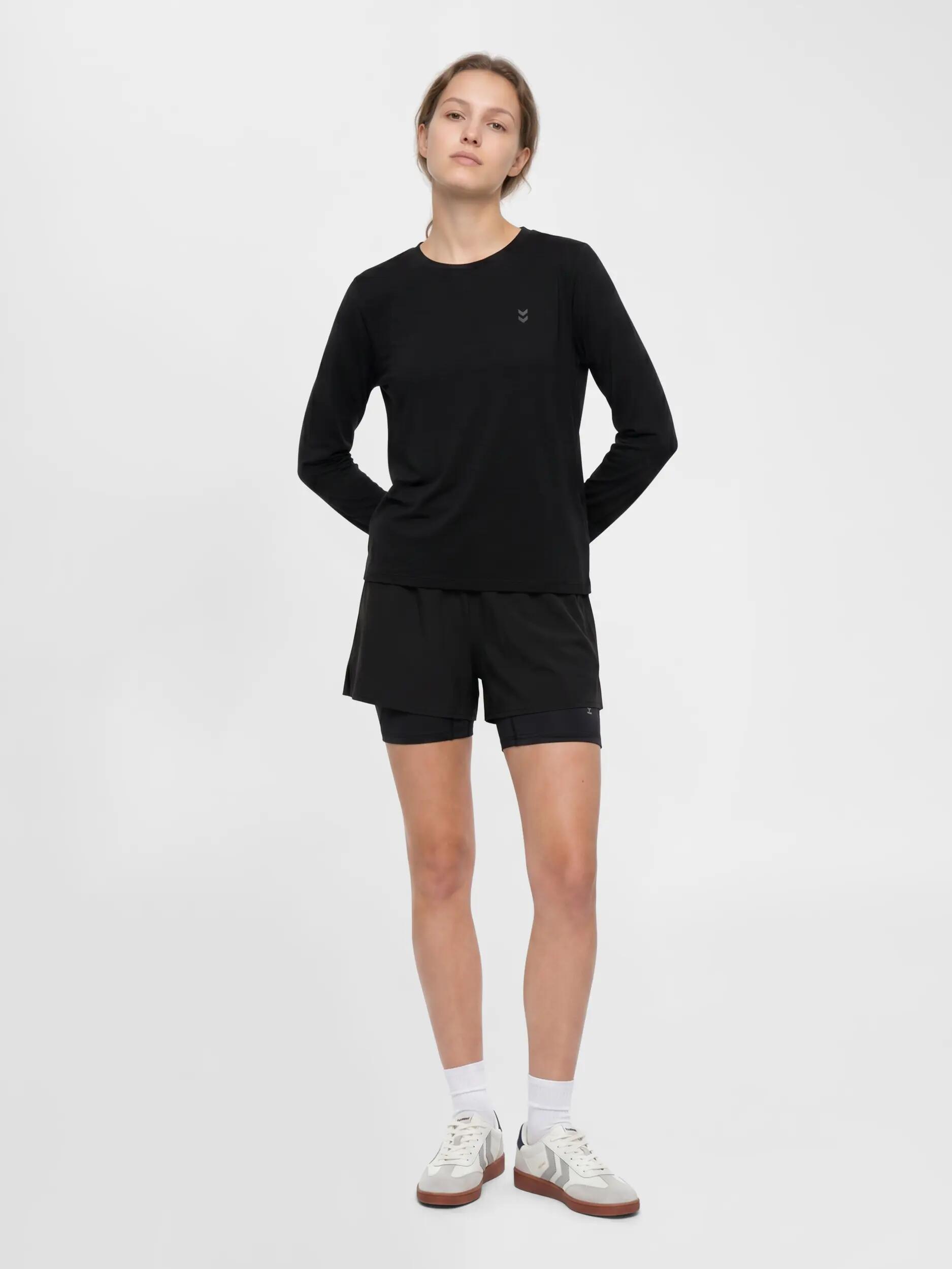 hummel T-shirt manica lunga yoga in TENCEL™ morbido e regular fit 4/5