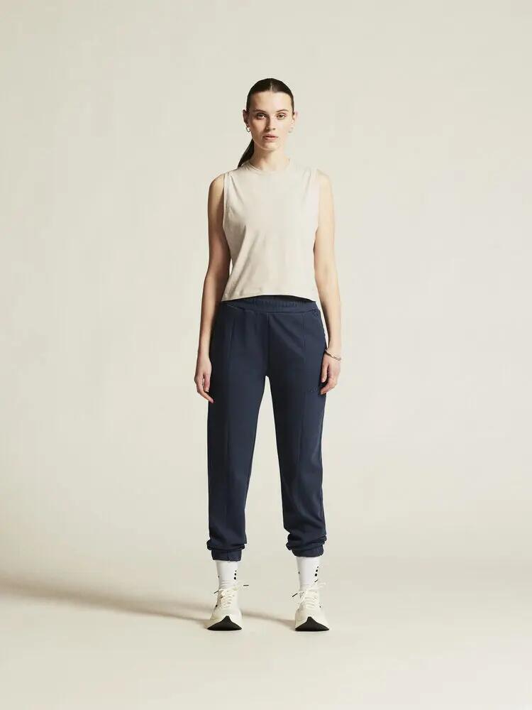 craft ADV Join Sweat Pant W — calças sweat confortáveis e minimalistas 3/7
