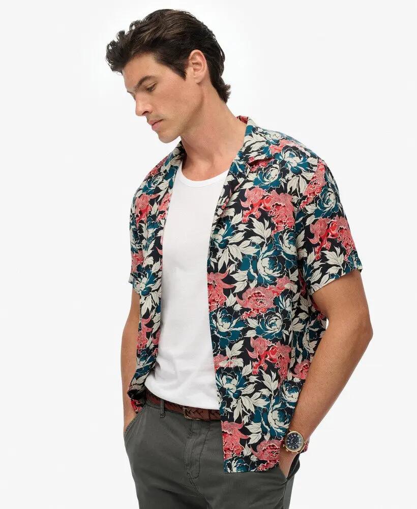 SUPERDRY picture