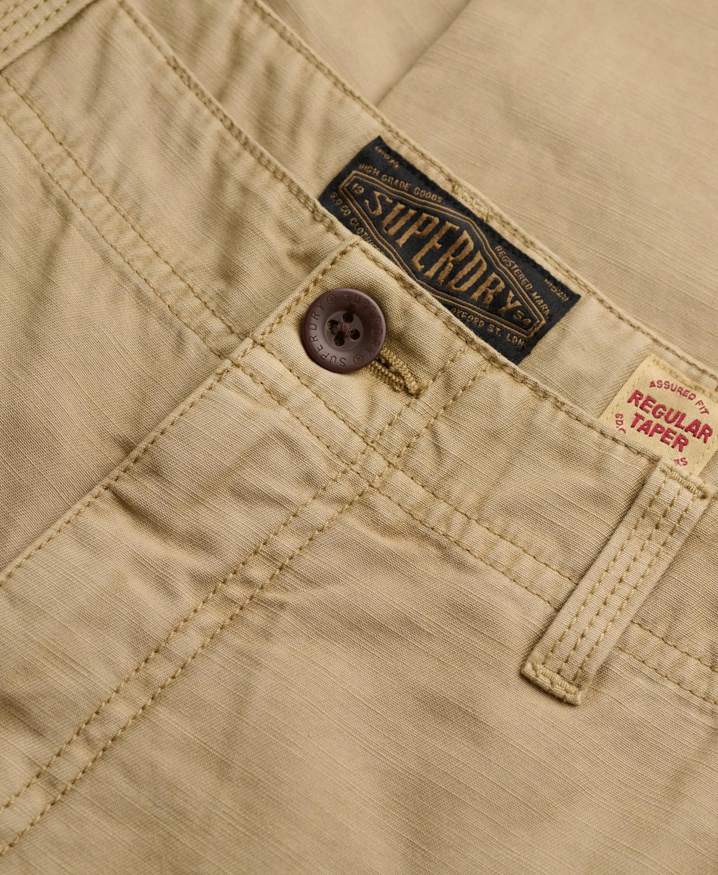 superdry Calças chino tapered lavadas em 100% algodão 5/6