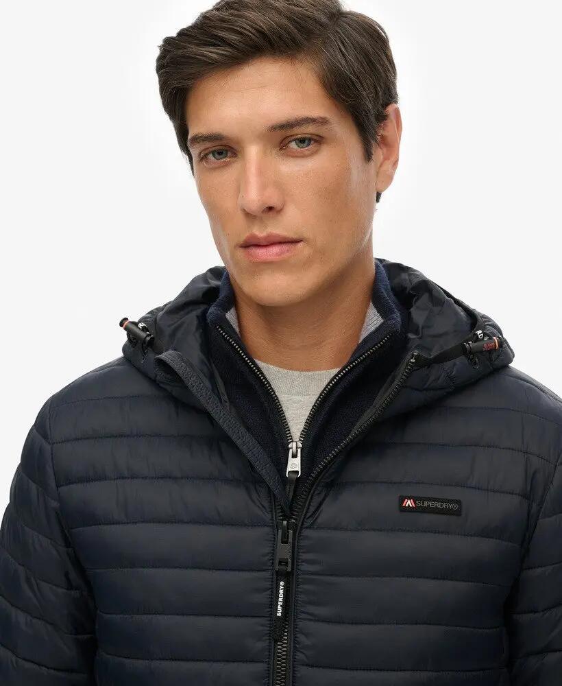 superdry Kurtka Hooded Fuji Lite z recyklingowanego nylonu - slim 4/7