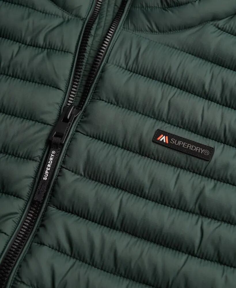 superdry Fuji Lite Padded Gilet — colete acolchoado slim em nylon reciclado 7/7