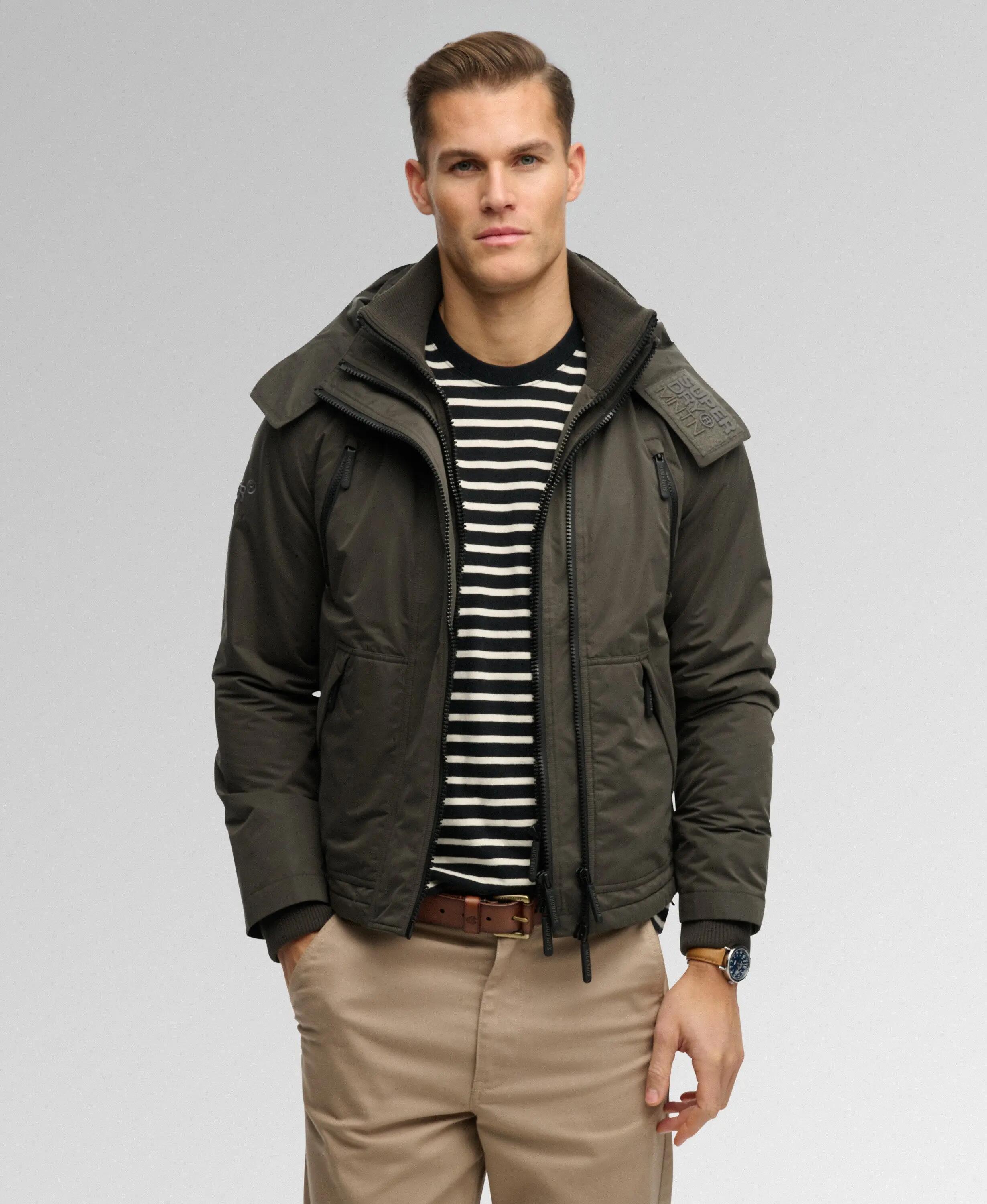 superdry Hooded Microfibre Arctic Windcheater Jacke – Vintage Black 5/7