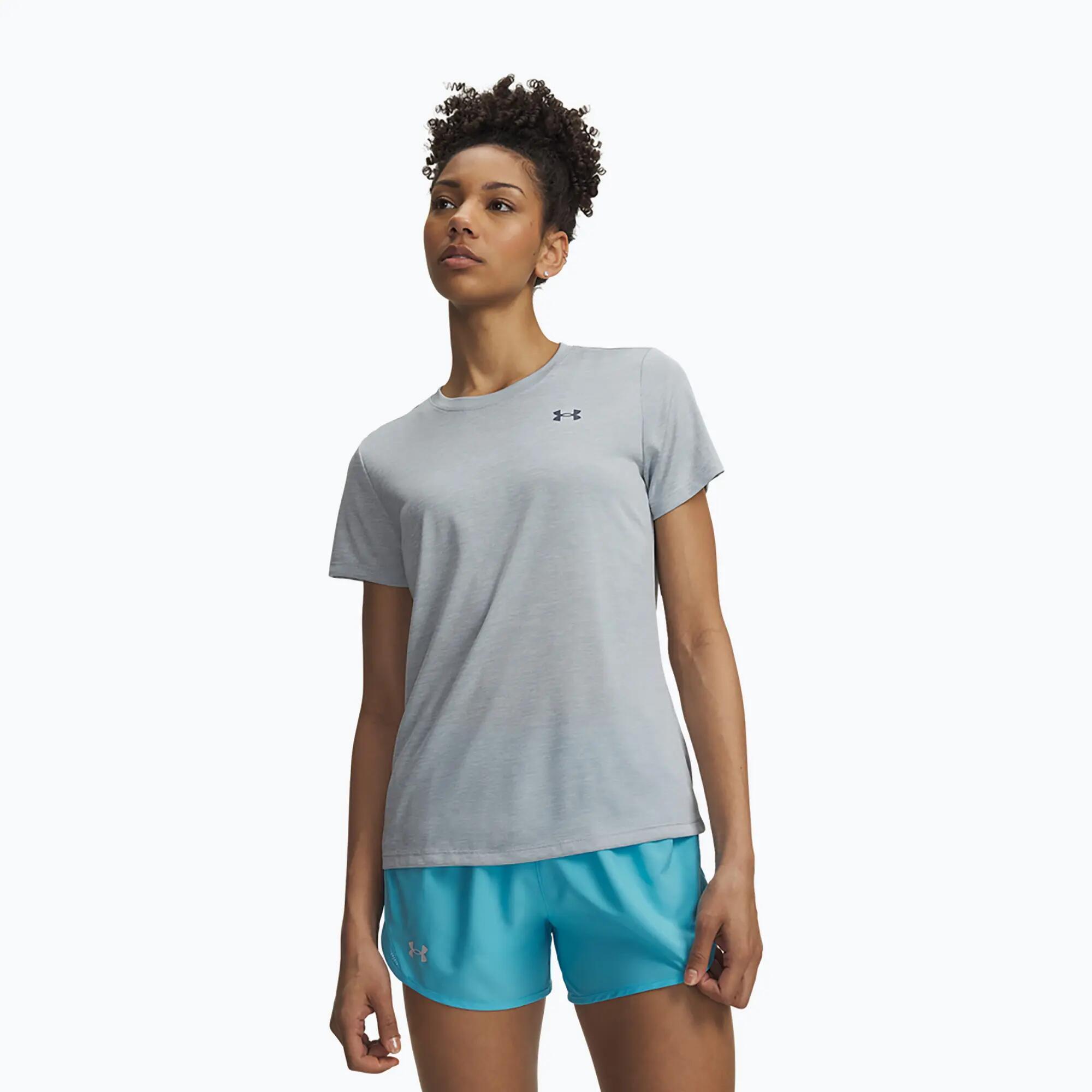UNDER ARMOUR picture