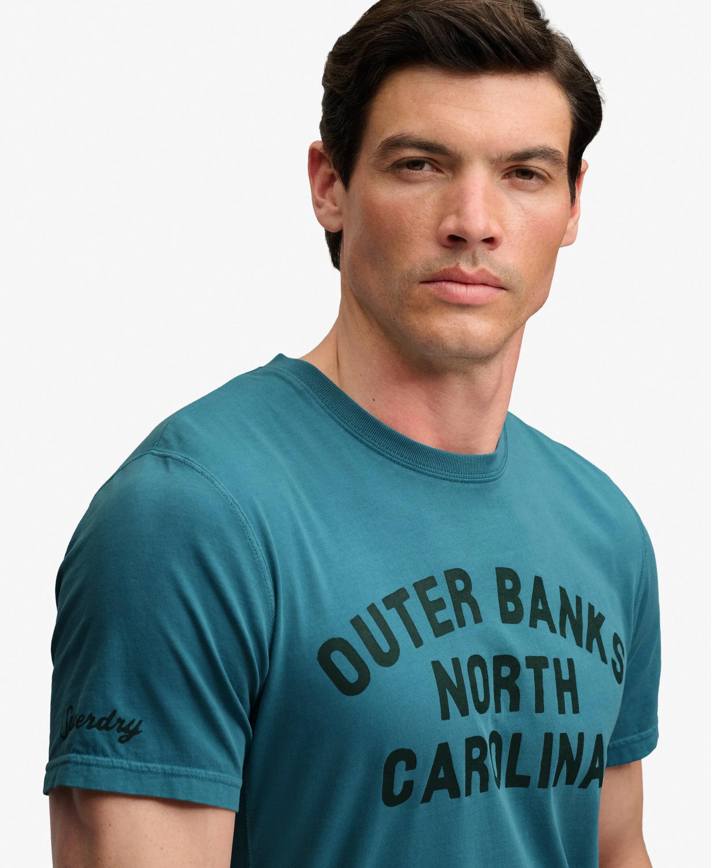superdry Outdoor Type T-Shirt in cotone biologico — Relaxed Fit, Larkspur Blue 2/7