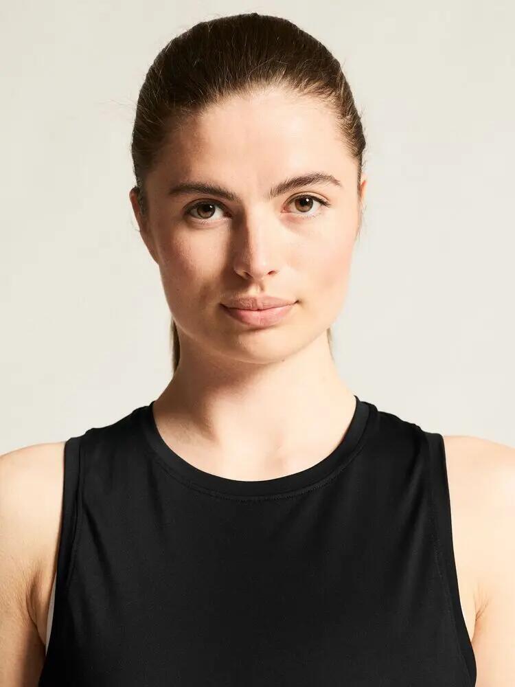 craft Collective Singlet W – schwarzes Sporttop aus recyceltem Polyester 6/7