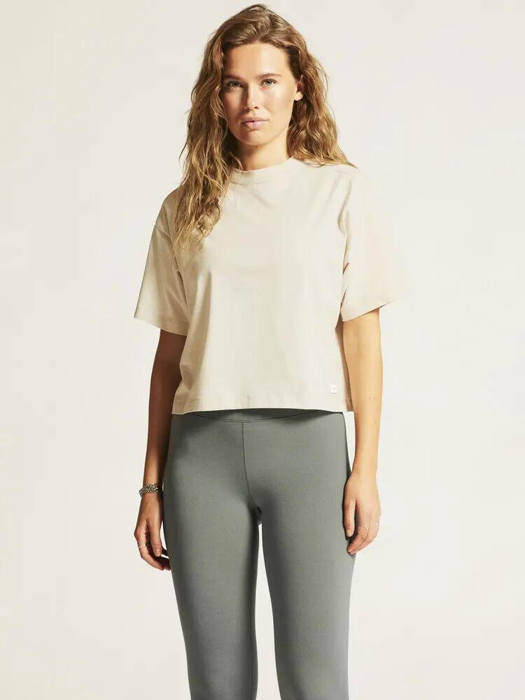 craft Collective Relaxed SS Tee W em algodão biológico com stretch 6/7