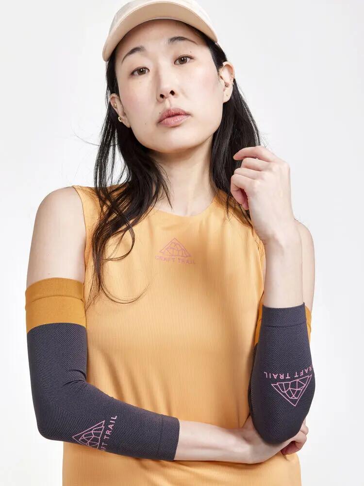 craft PRO Trail Singlet W — canotta trail da donna con mesh elasticizzato 4/6