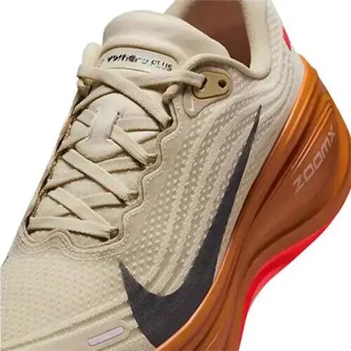 Buty do biegania damskie Nike Vomero Plus 4/5