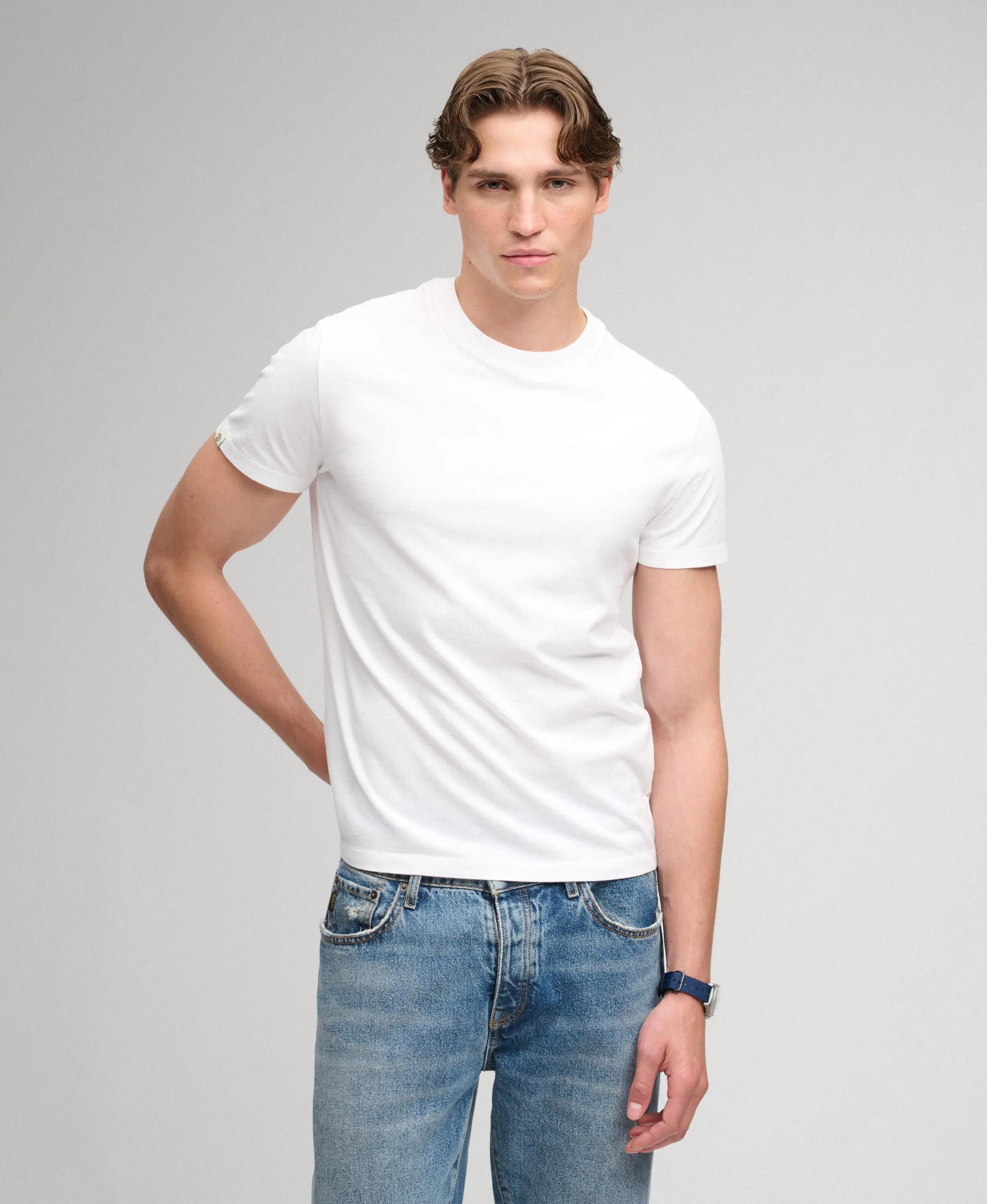 superdry T-shirt Essential Serif Logo brodé Slim fit en coton bio 2/6