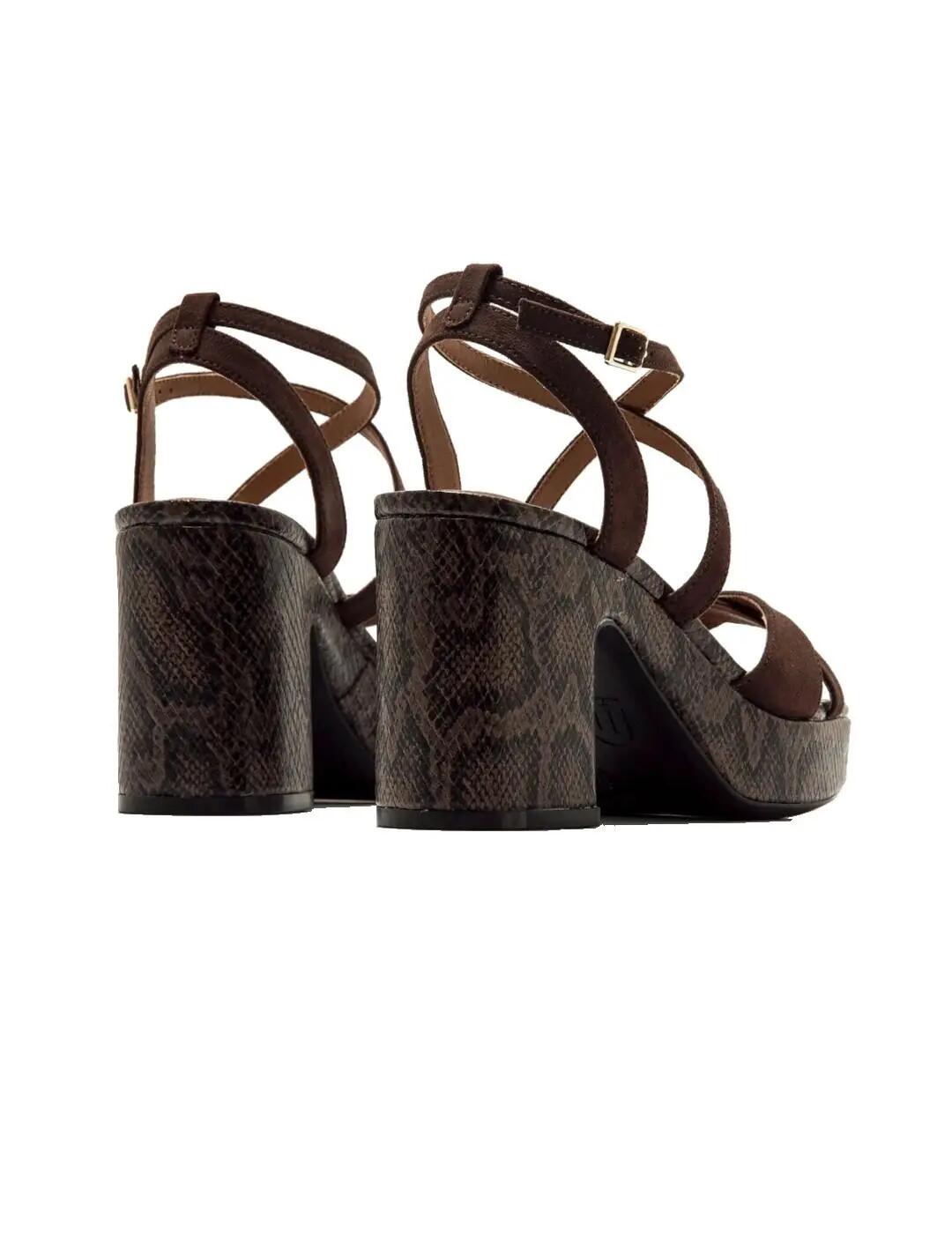 Sandalen für Damen Mustang Britt Schwarz. 4/5
