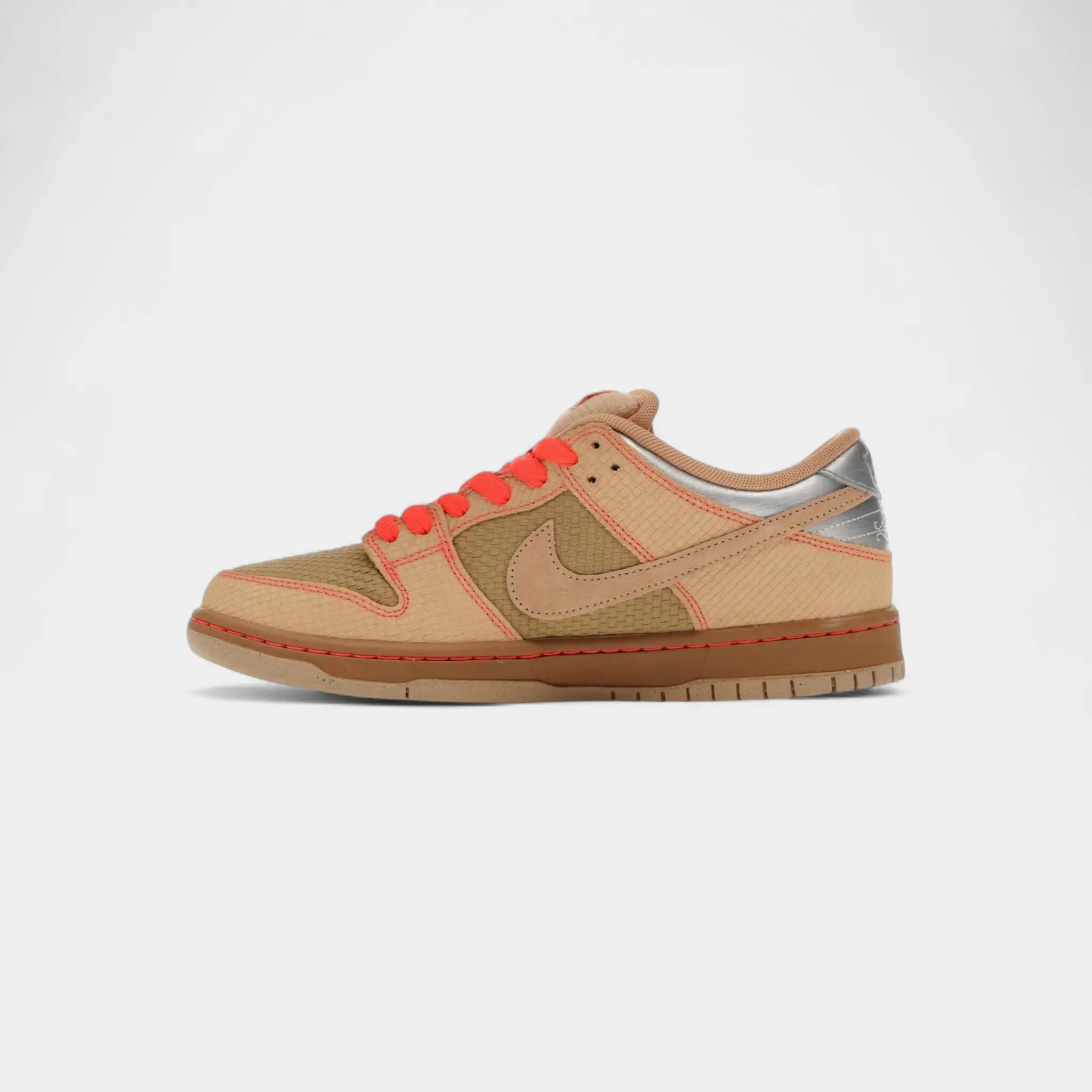 Nike SB Dunk Low Pro Som Tum 4/5