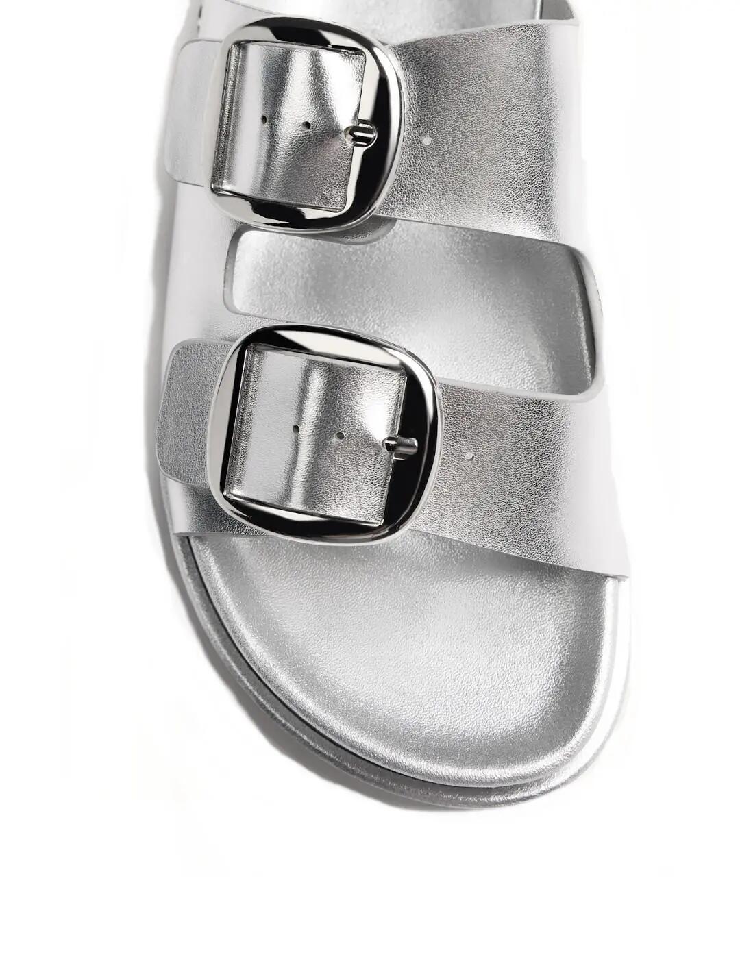 Sapatilhas para Mulher Gioseppo Prateado. 4/4