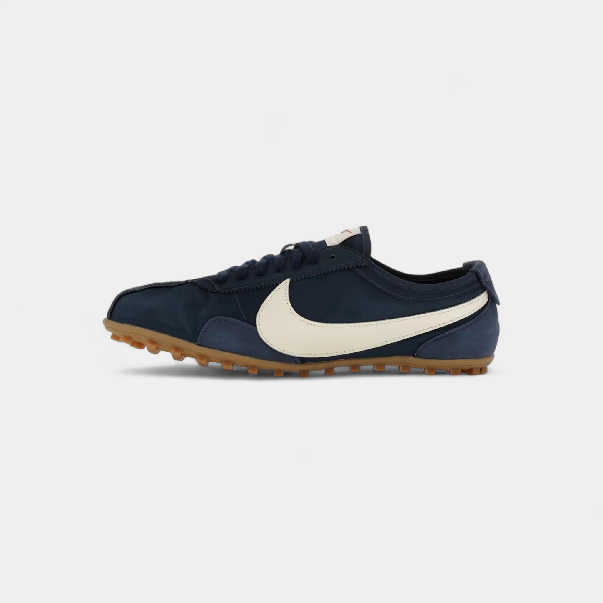 Nike Moon Shoe OG Midnight Navy Gum Light Brown Soft Pearl (Women's) 4/5