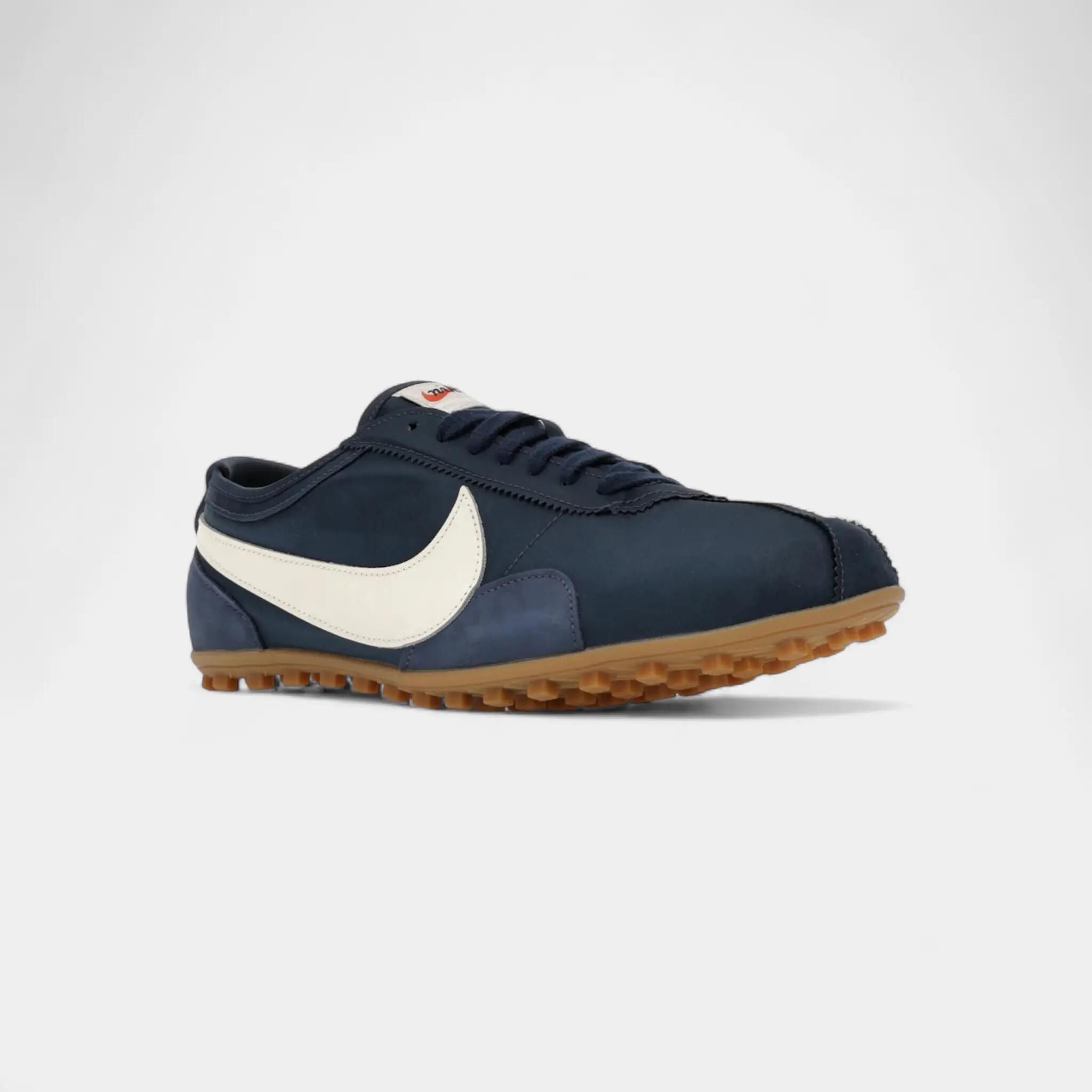 Nike Moon Shoe OG Midnight Navy Gum Light Brown Soft Pearl (Women's) 2/5