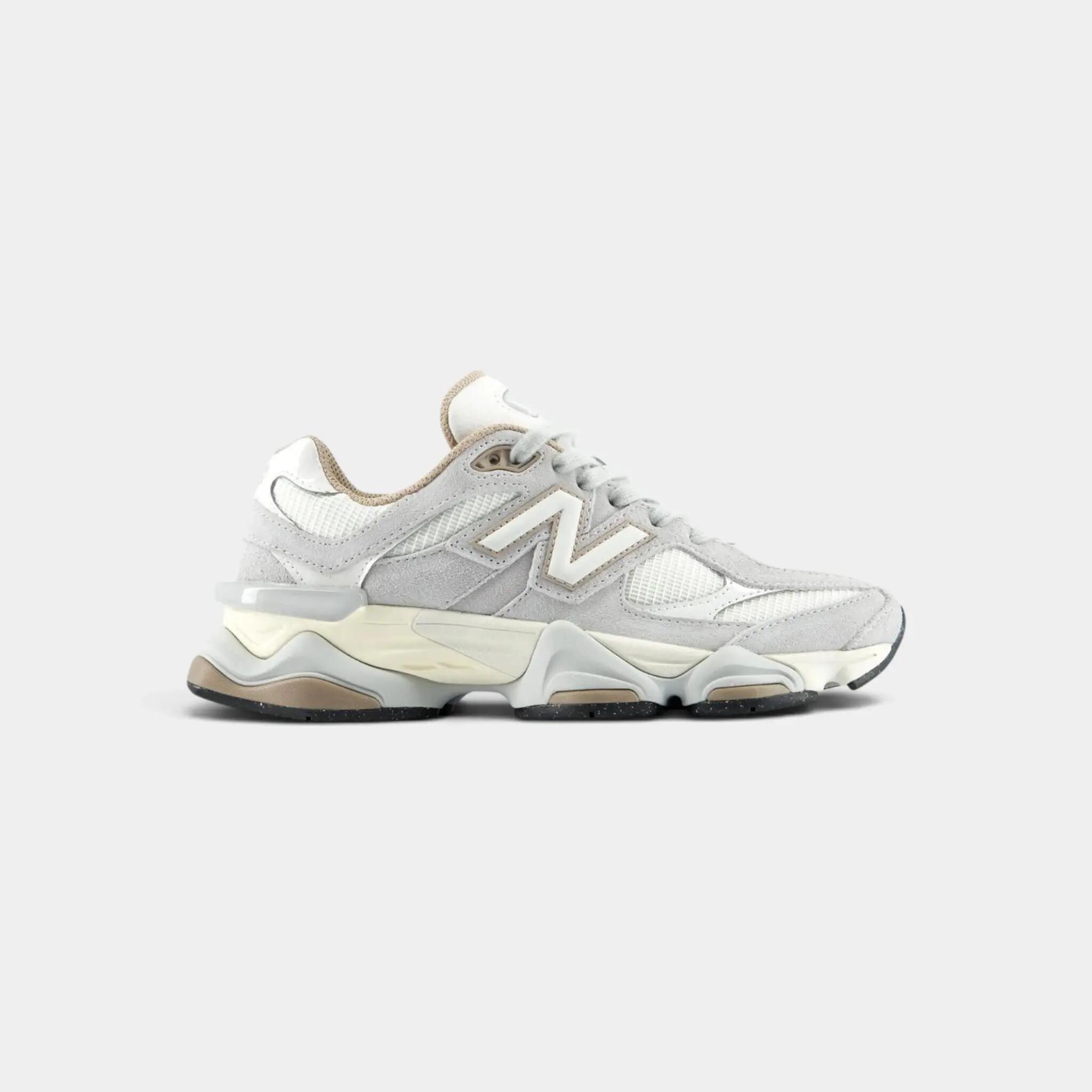 NEW BALANCE picture