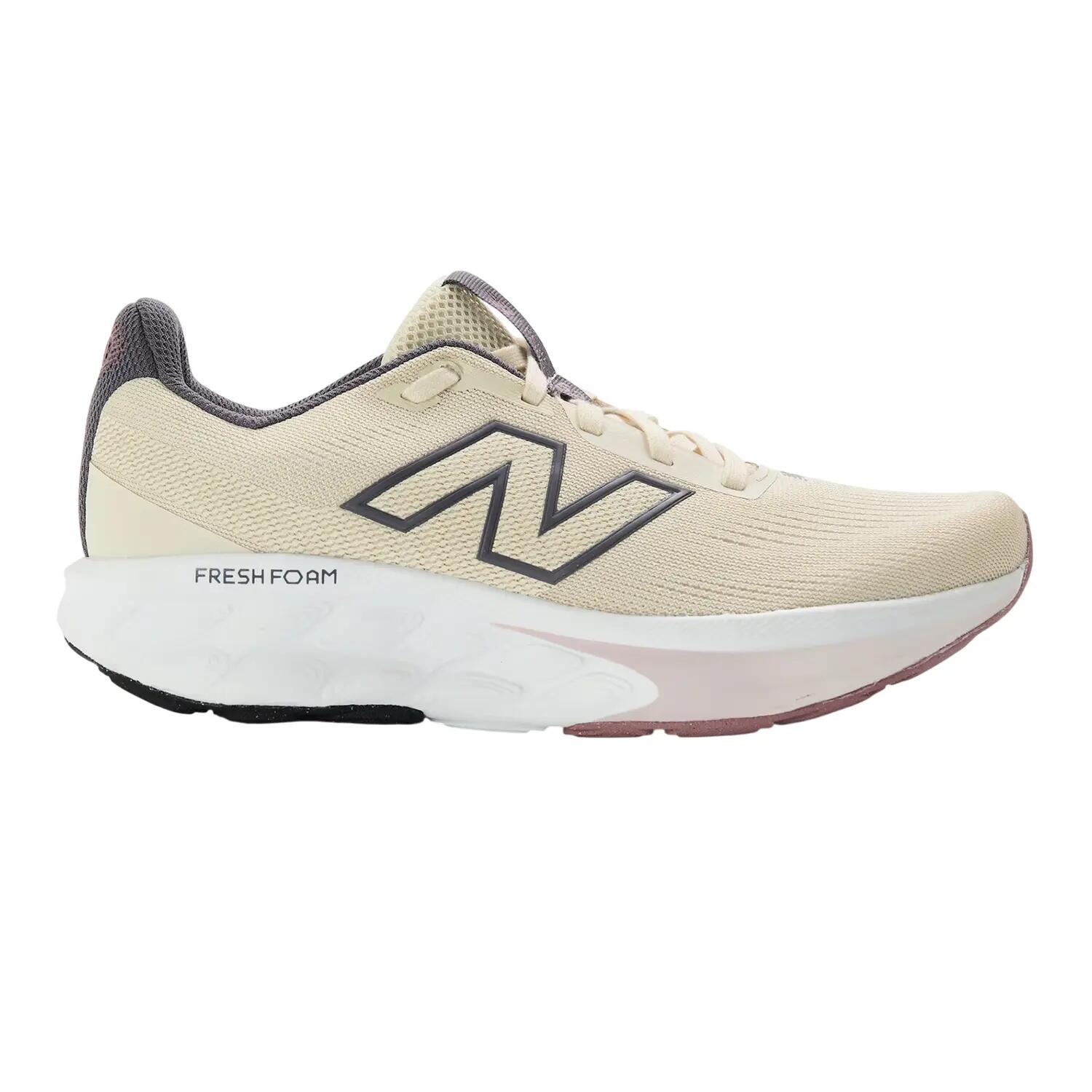 NEW BALANCE picture
