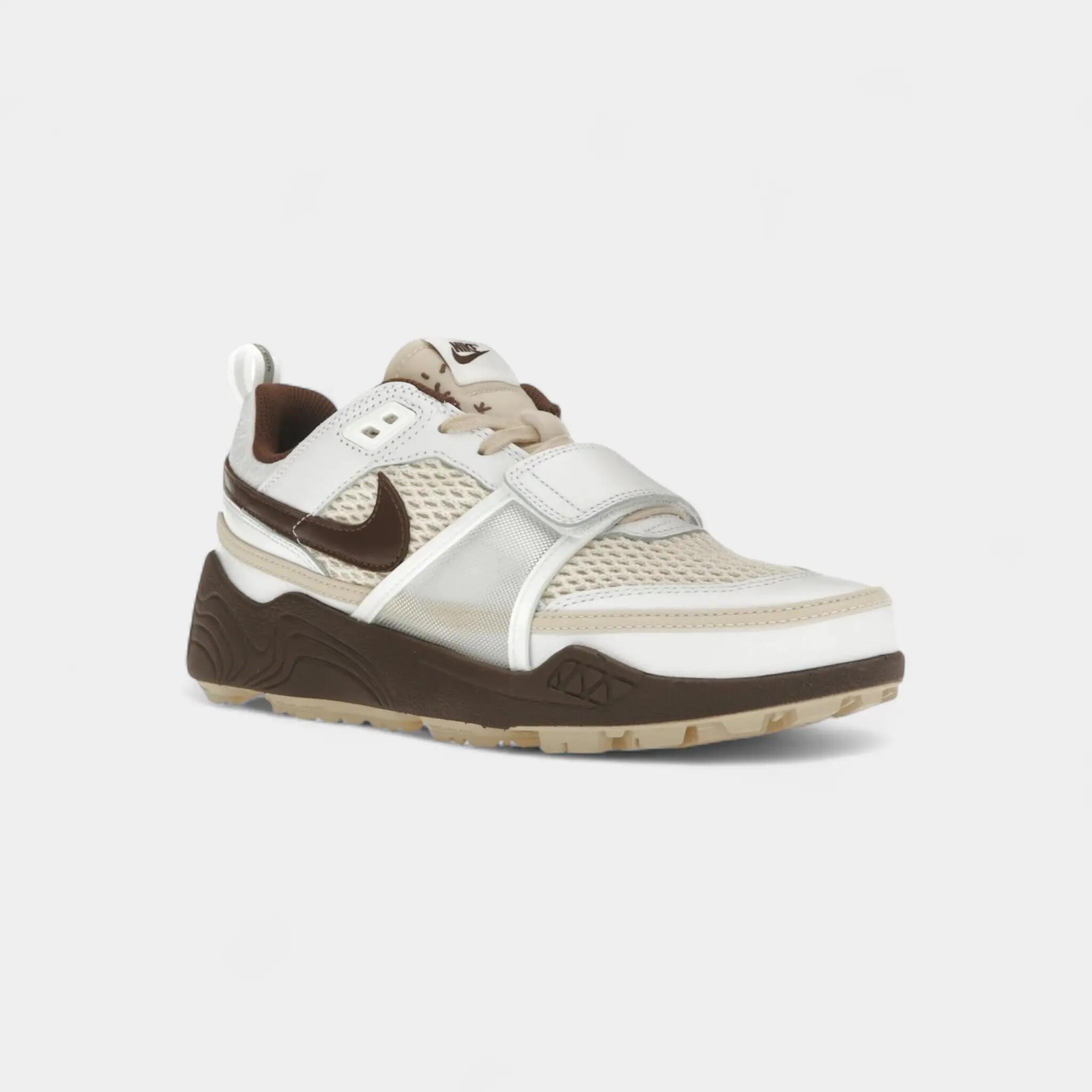 Nike Zoom Field Jaxx Travis Scott Light Chocolate 2/5