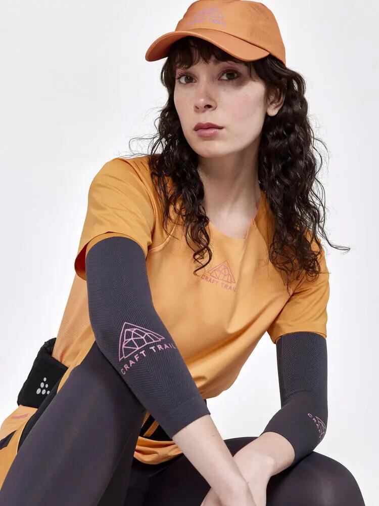 craft PRO Trail SS Tee W – Kurzarm-Trailshirt mit dehnbarem Woven-Mesh am Rücken 6/7
