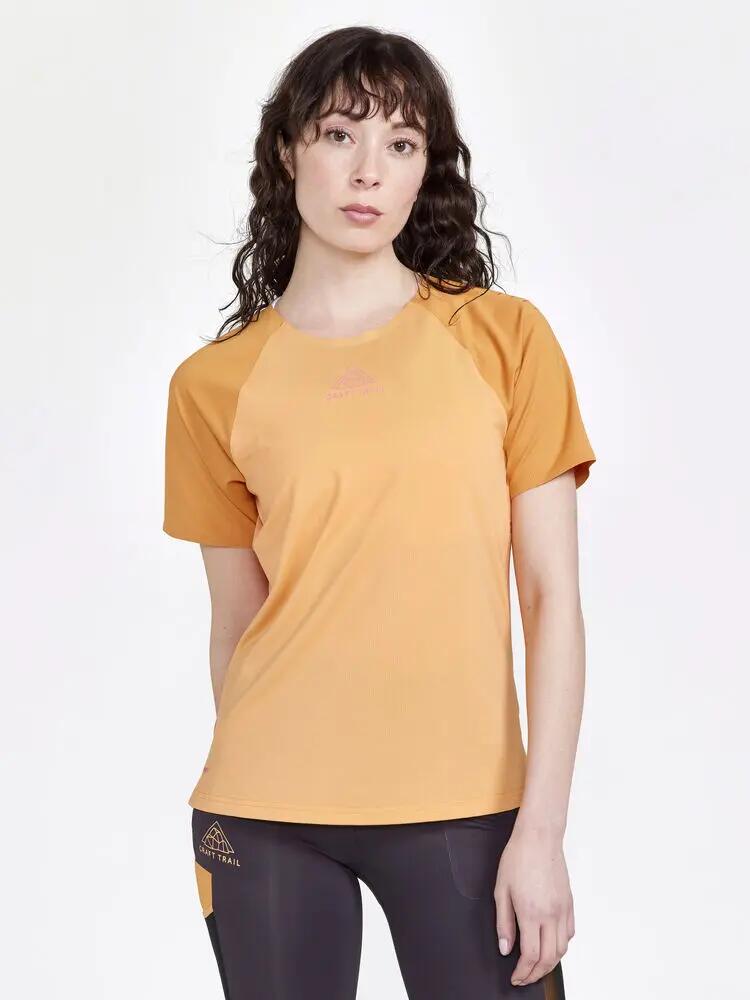 craft PRO Trail SS Tee W – Kurzarm-Trailshirt mit dehnbarem Woven-Mesh am Rücken 2/7