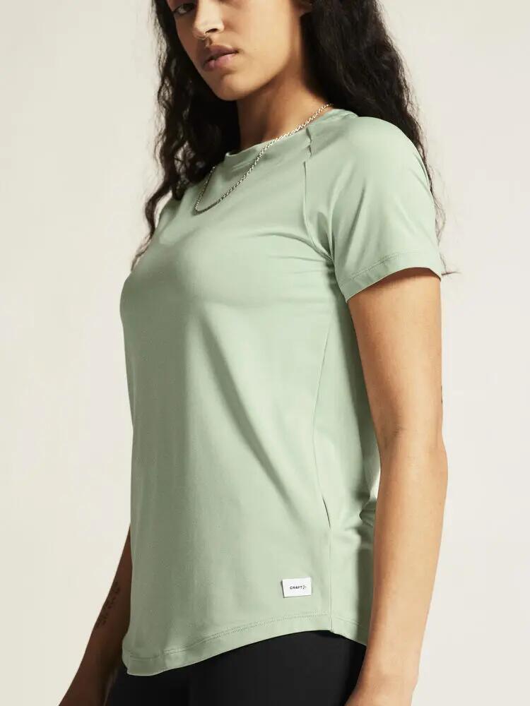 craft Collective SS Tee W – T-shirt curta em poliéster reciclado 6/7