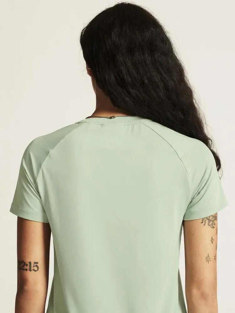 craft Collective SS Tee W – T-shirt curta em poliéster reciclado 4/7
