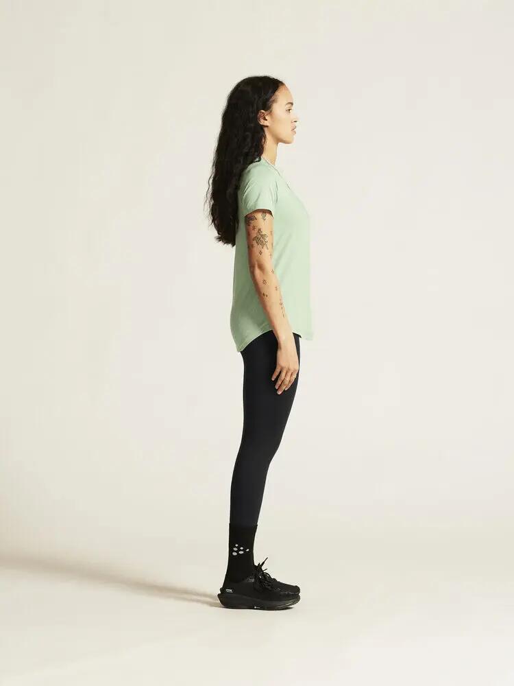 craft Collective SS Tee W – T-shirt curta em poliéster reciclado 3/7