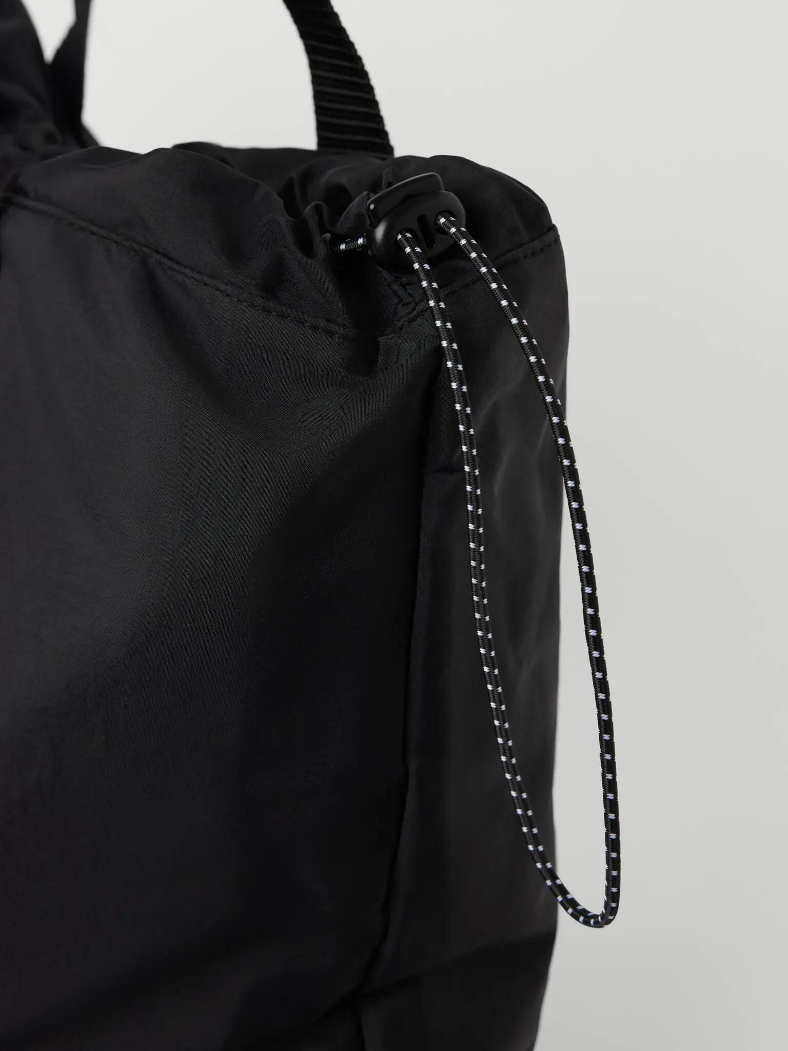 bjorn_borg STUDIO ACTIVE TOTE 23L em poliéster reciclado – BLACK BEAUTY 3/5