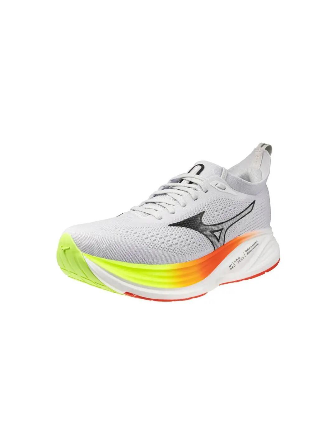 Scarpe da uomo Mizuno grigie. 3/6