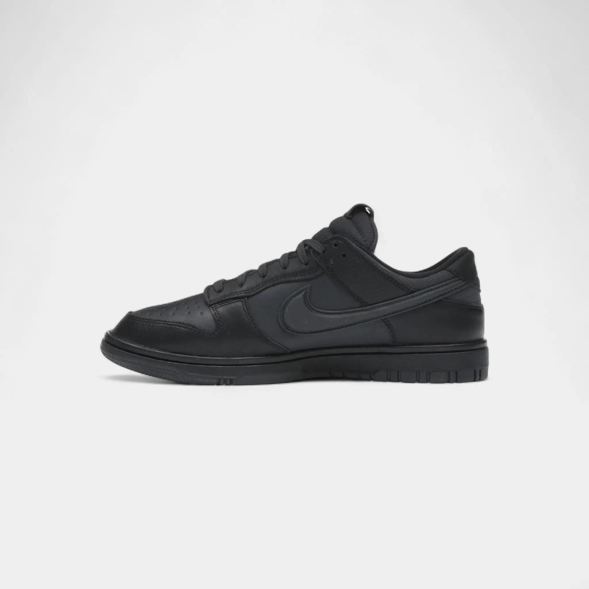 Nike Dunk Low Gore-Tex Triple Black 4/5