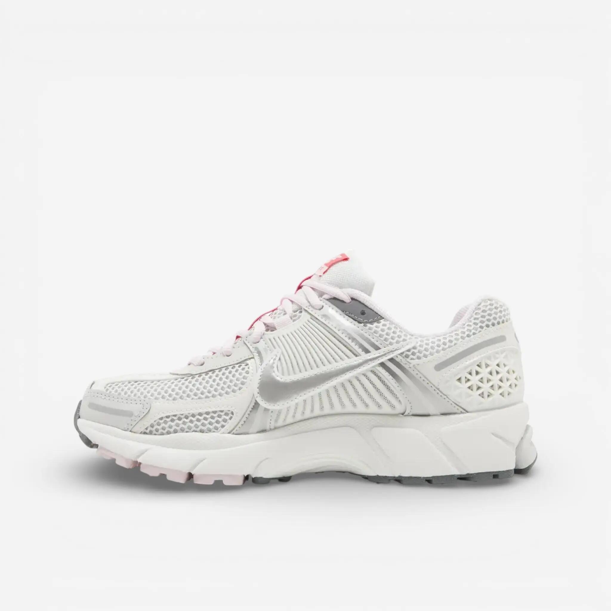 Nike Zoom Vomero 5 520 Pack White Pink (Women's) 2/4