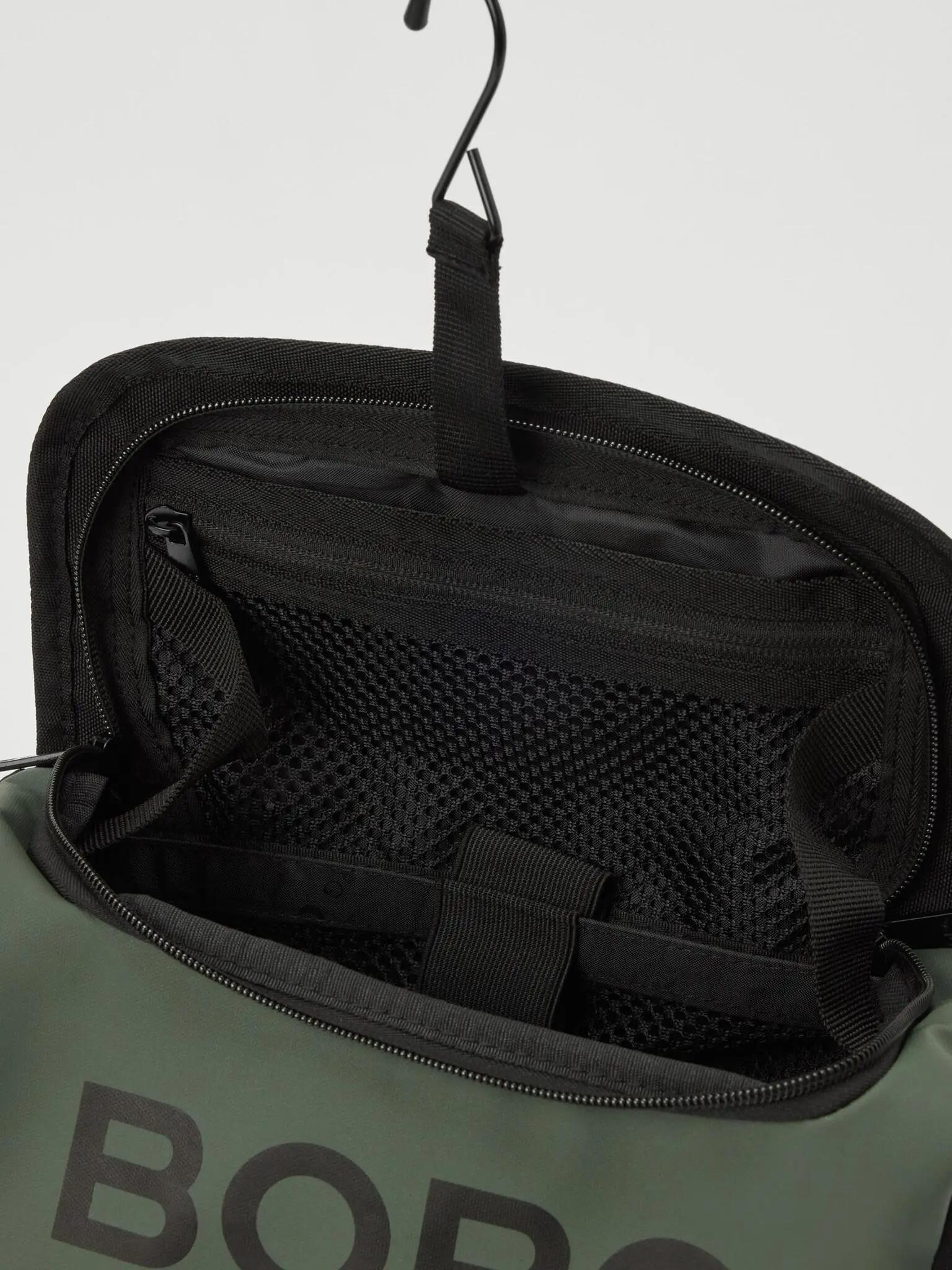 bjorn_borg TRAVEL WASH BAG aus recyceltem Polyester — MOUNTAIN VIEW 3/4
