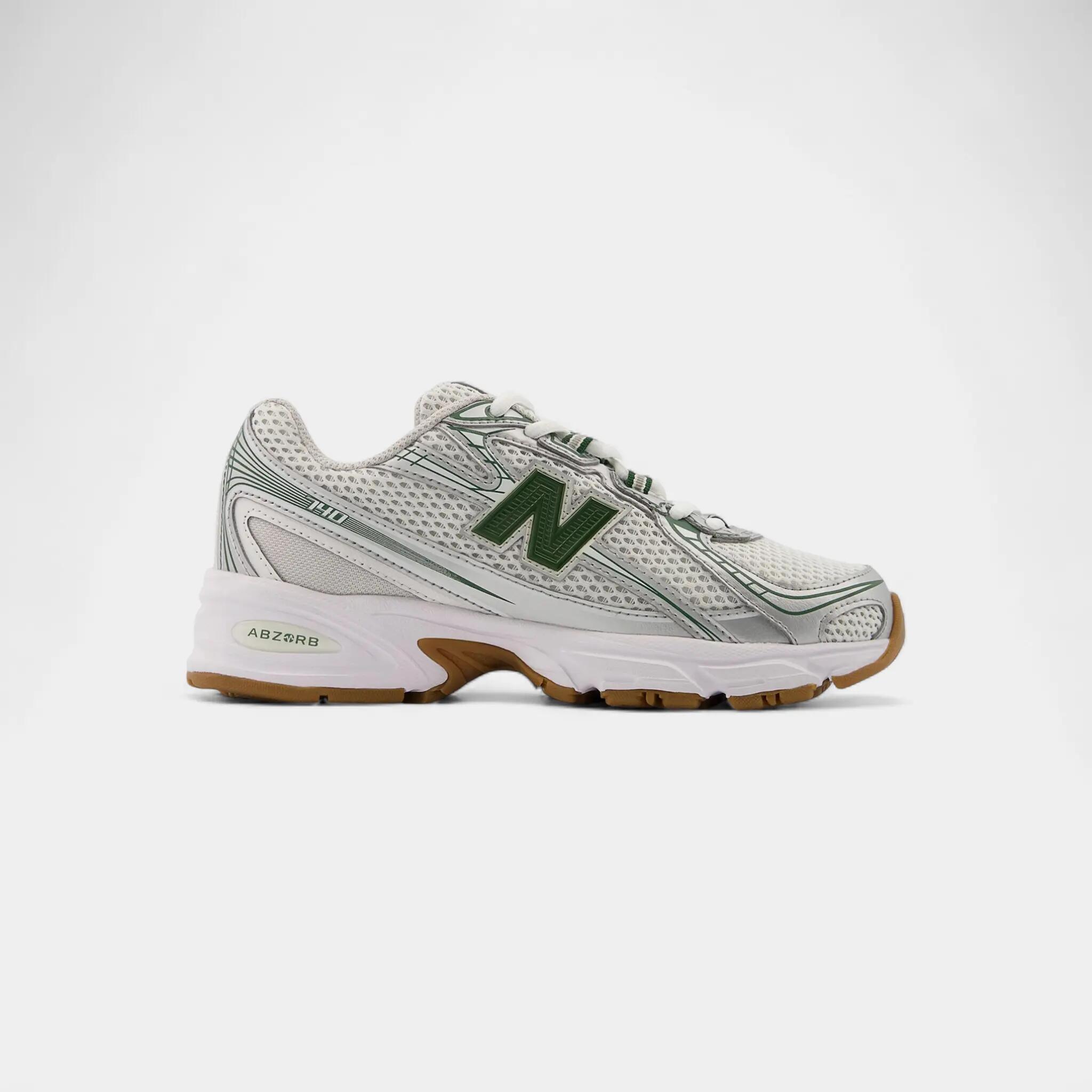 NEW BALANCE picture