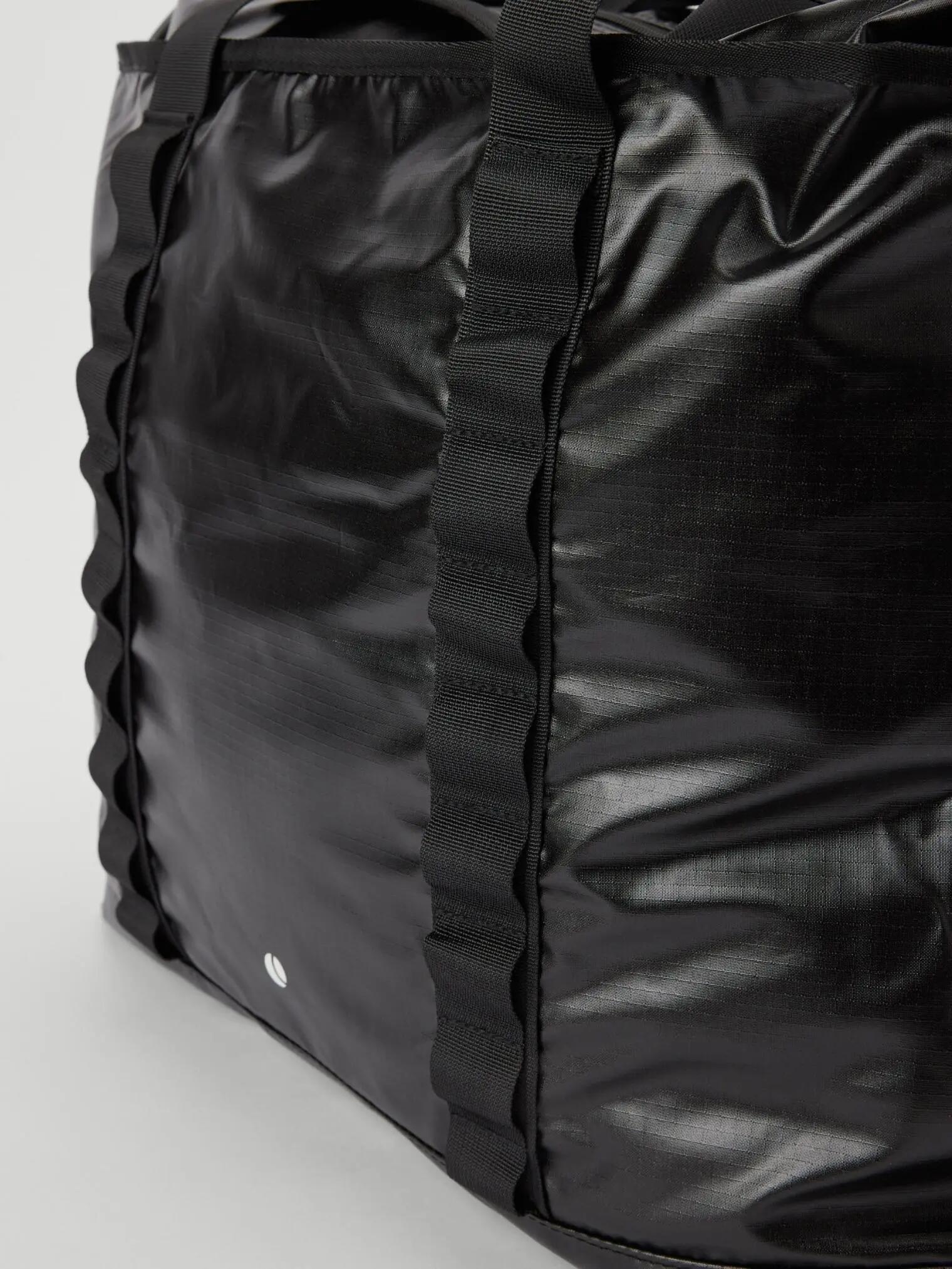 bjorn_borg BORG GLOSSY RIPSTOP TOTE 28L — borsa tote nera 3/4
