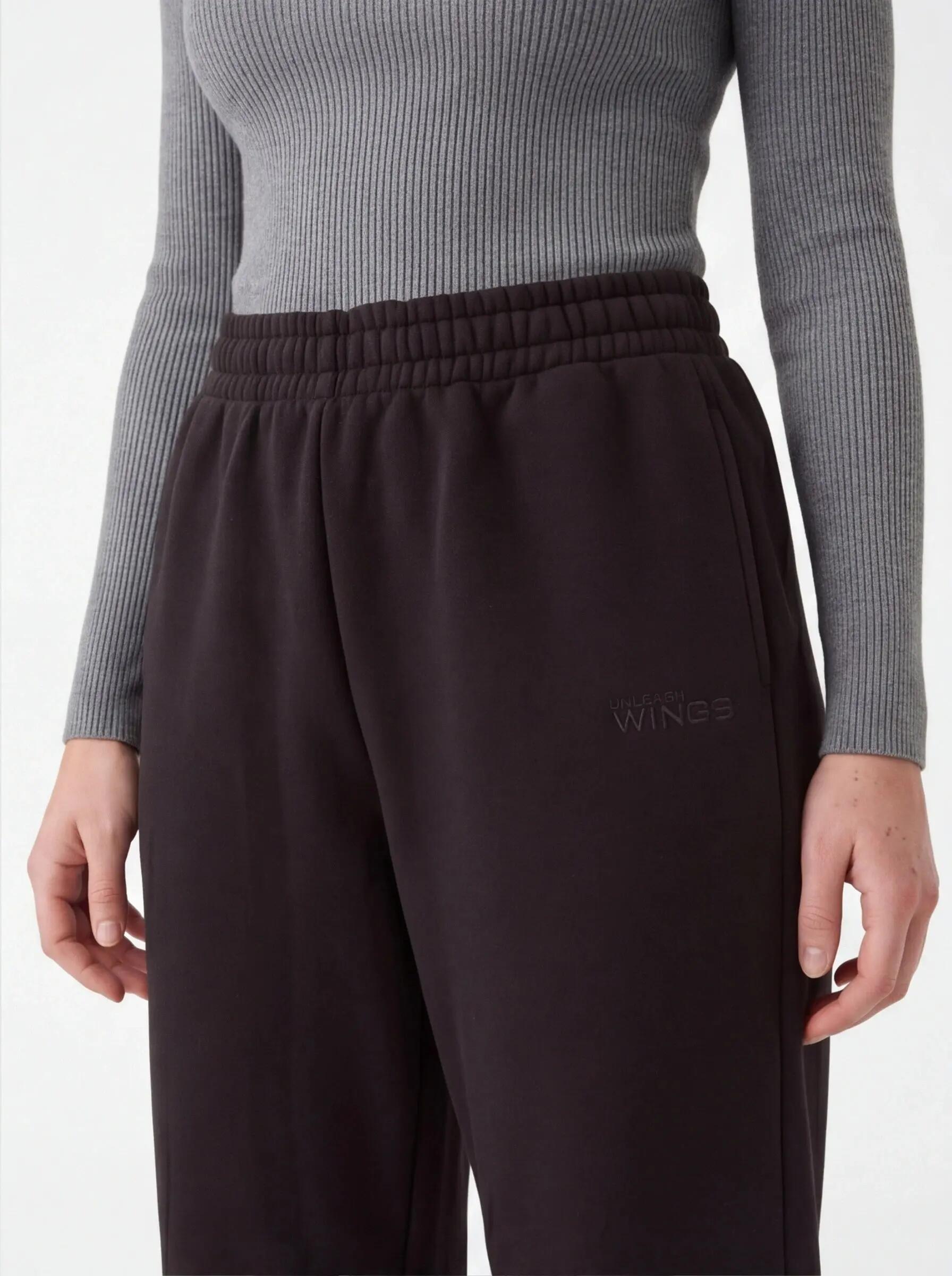 Pantalon de survêtement oversize pour femme UNLEASH WINGS NOIR 3/8