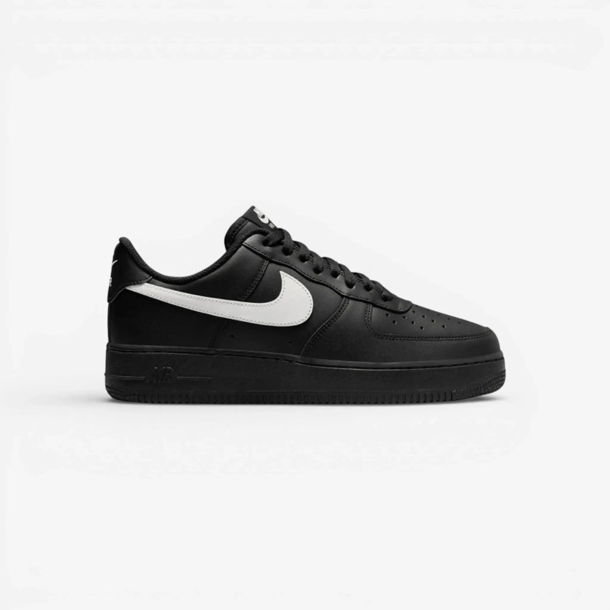 NIKE picture