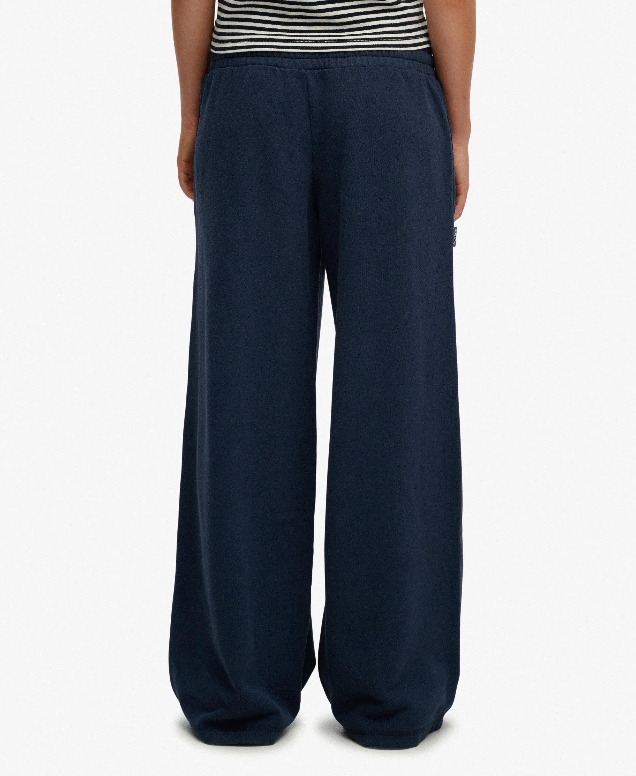 Damskie spodnie dresowe z szerokimi nogawkami Superdry Essential 3/7