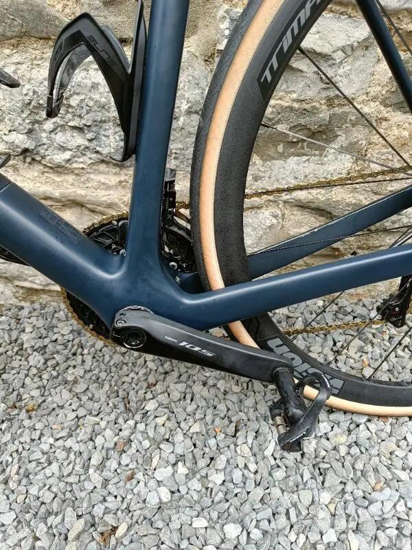 Entre Particuliers - Vélo de route carbone 6/7
