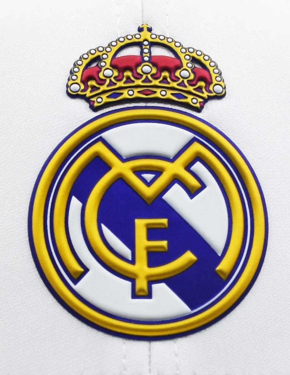 Gorra Real Madrid Adulto Blanca Escudo Bordado 3/5