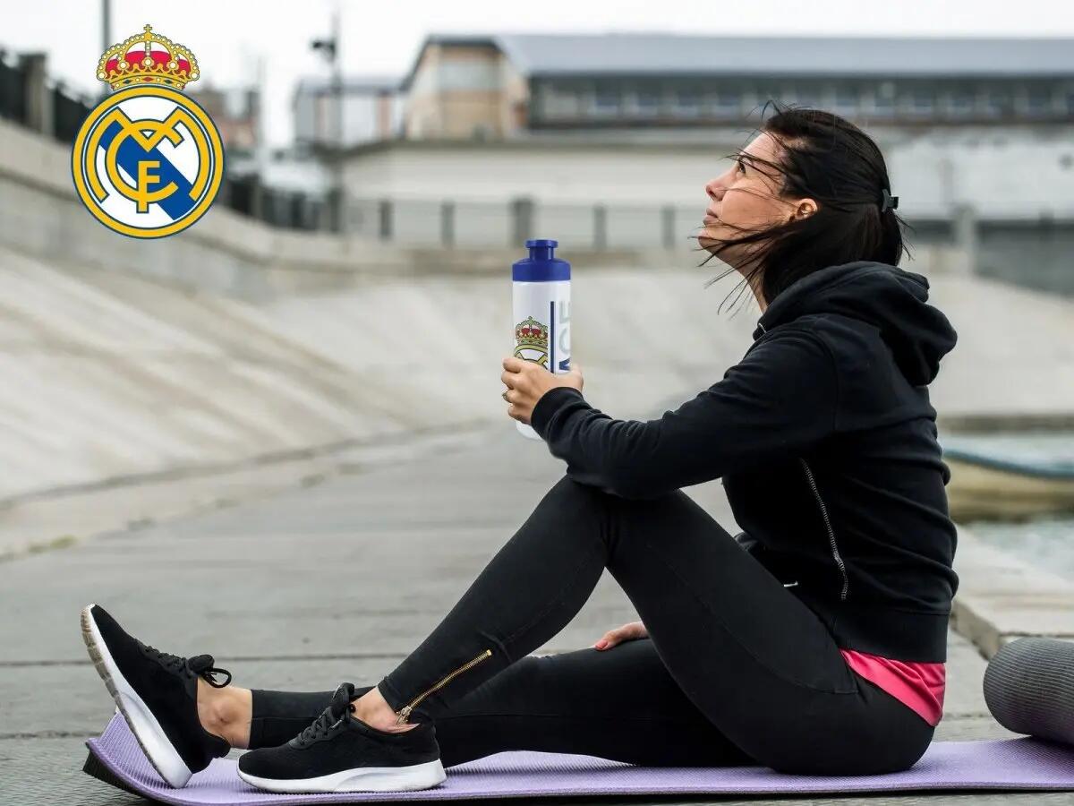 Real Madrid Botella De Aluminio Blanca RMCF 550 ML 4/6