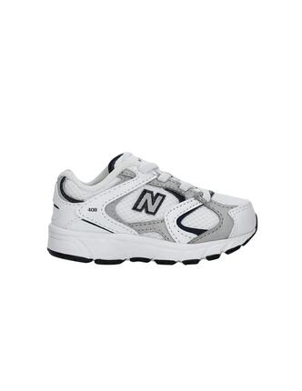 Kinderschuhe von New Balance in Weiß.