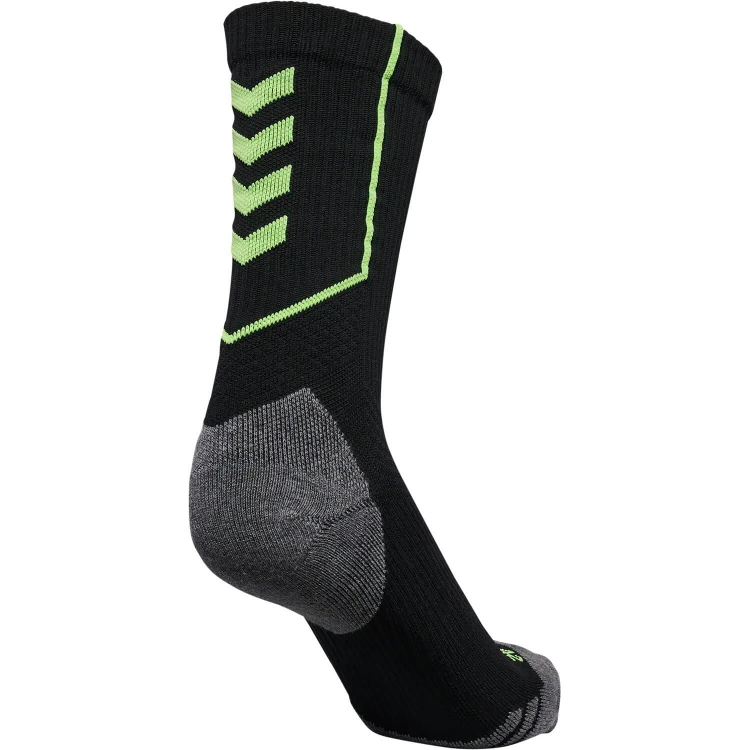 hummel meias baixas hmlPRO TRAINING SOCKS LOW NEON — BLACK/GREEN GECKO 3/3