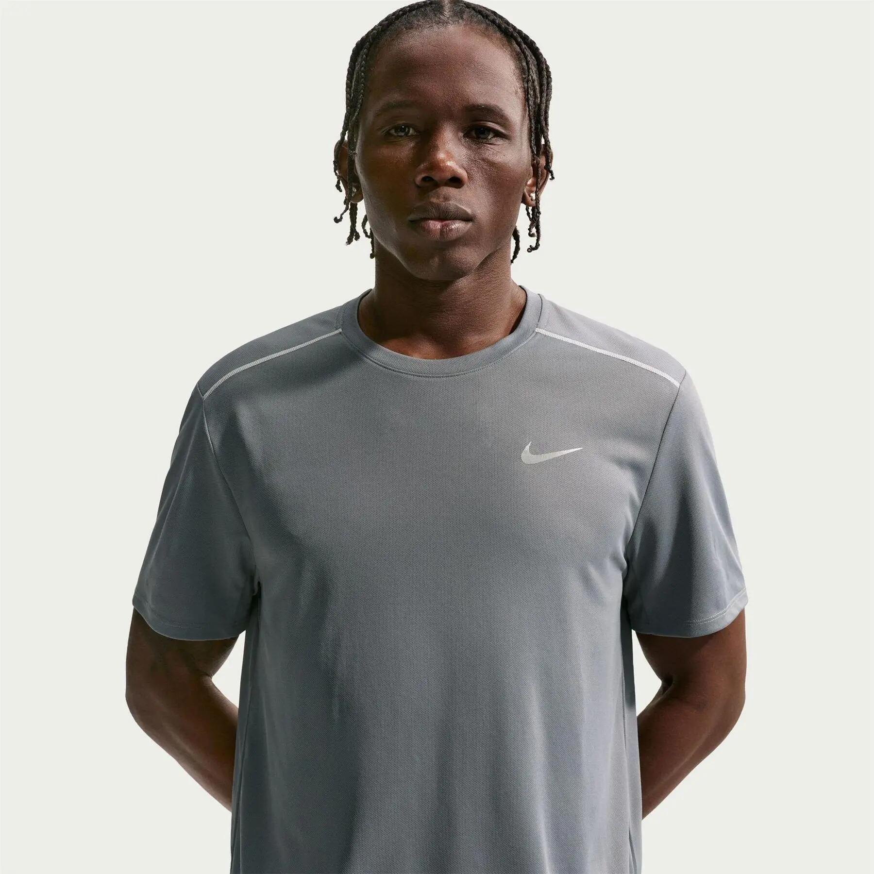 Nike Mens Miler Swoosh Reflective Detail T-Shirt