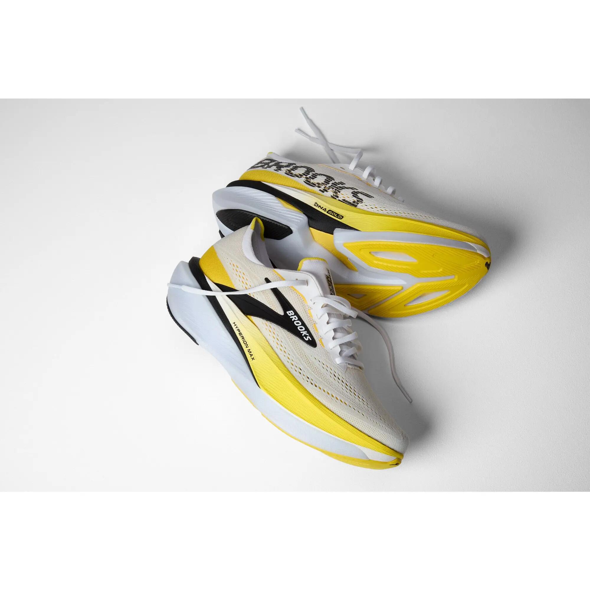 Scarpe running Uomo Hyperion Max 4 bianco giallo nero 7/8