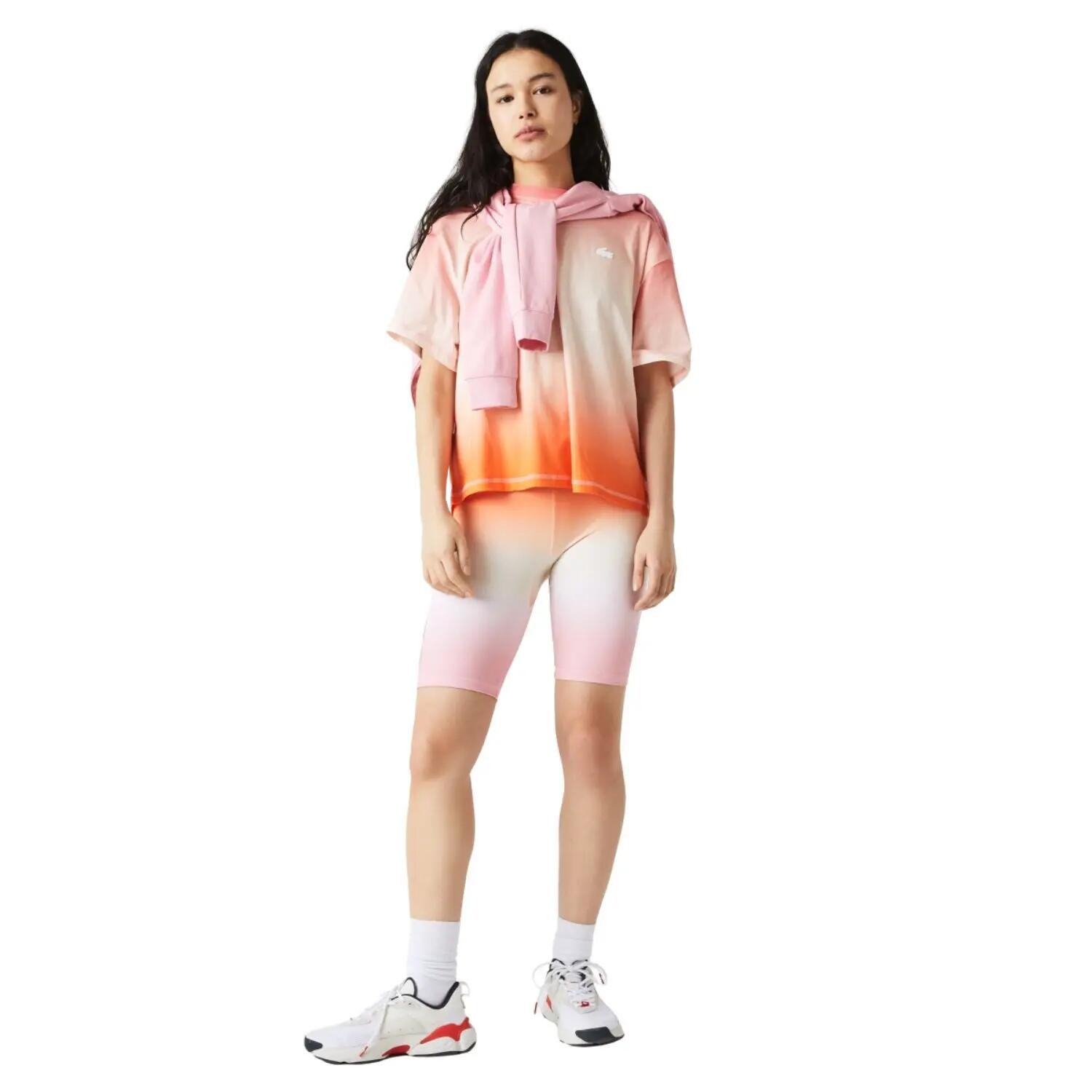 Pantaloni scurți de damă Lacoste sportivi tip colanți, multicolori